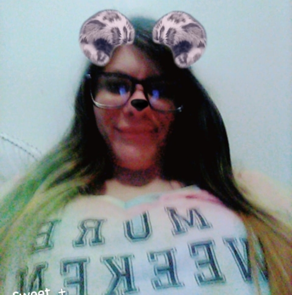 Meet your Posher, Lisa - Picture 1 of 1